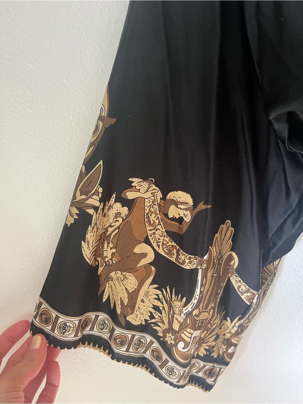 Chasing Unicorns ⚜️🖤⚜️ Silk Kimono Sleeve Mini Dress sz S {different print} - Picture 9 of 16
